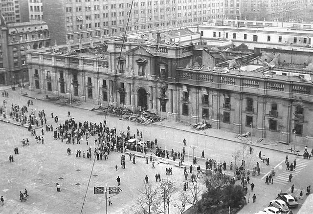 La Moneda tras el bombardeo