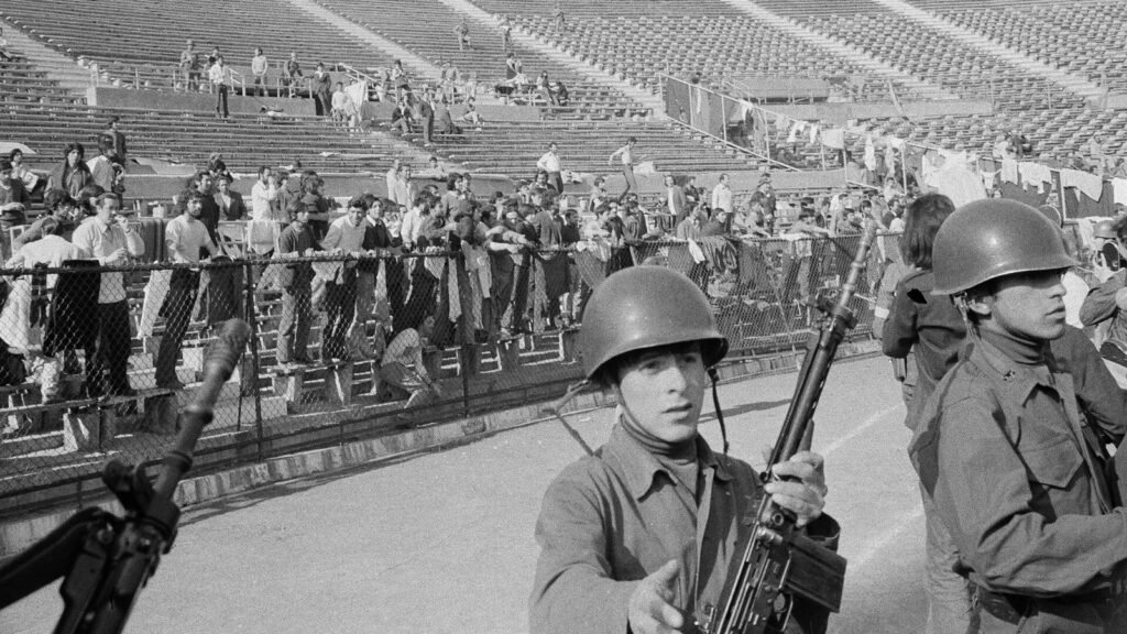 El Estadio Nacional convertido en centro de detención